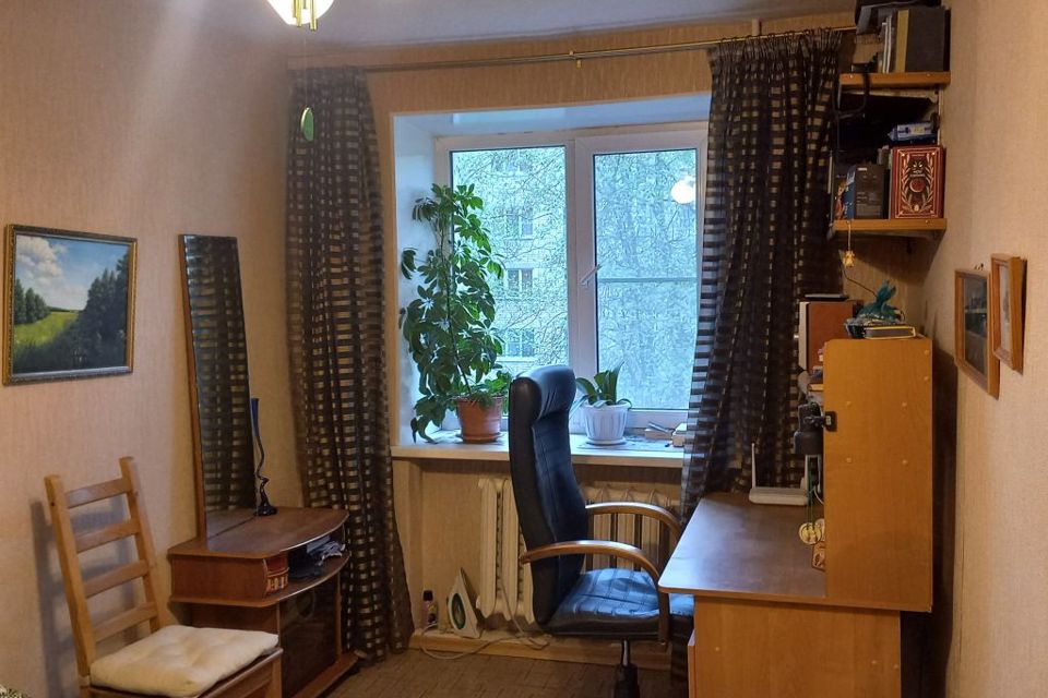 Продаётся 3-комнатная квартира, 61.5 м²