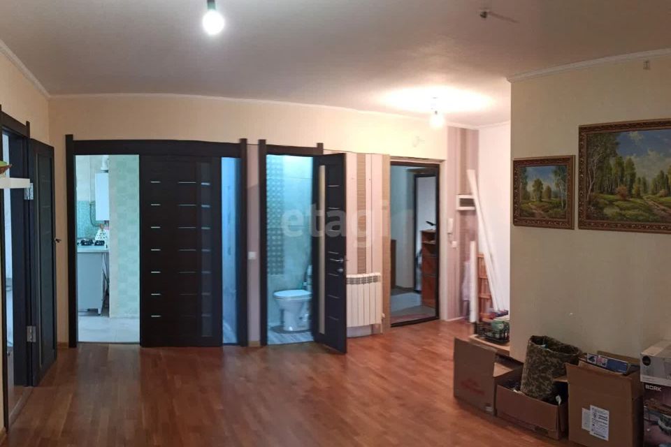 Продаётся 2-комнатная квартира, 84.2 м²