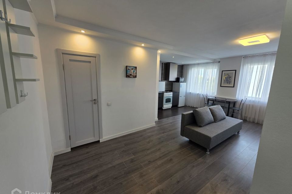 Сдаётся 2-комнатная квартира, 50.8 м²