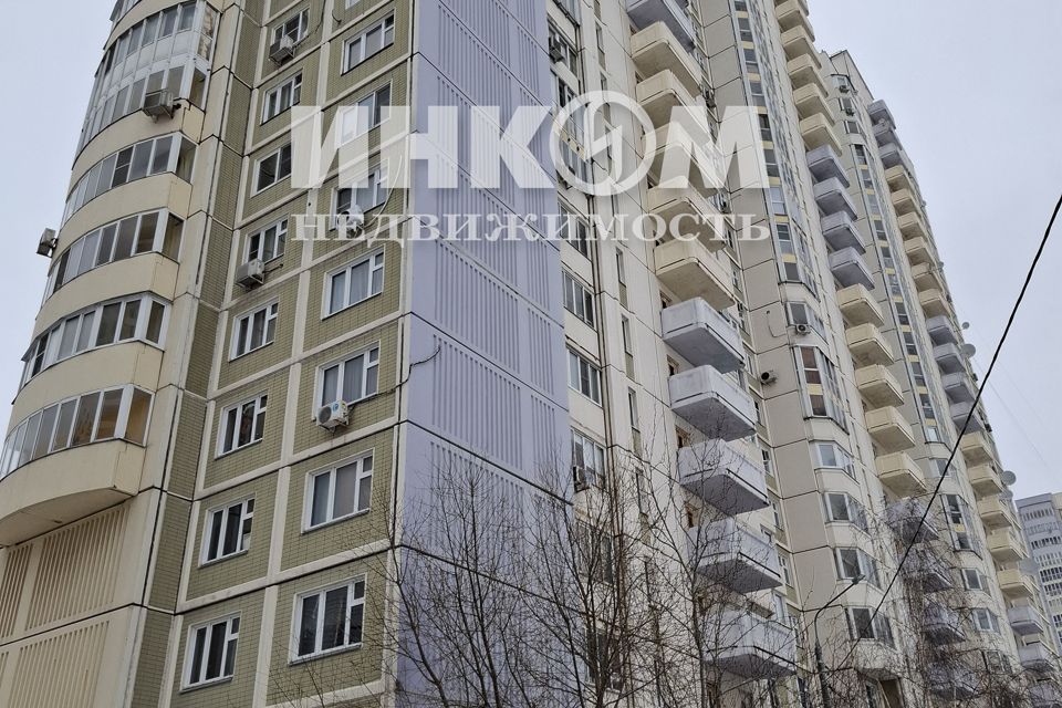 Продаётся 1-комнатная квартира, 42 м²