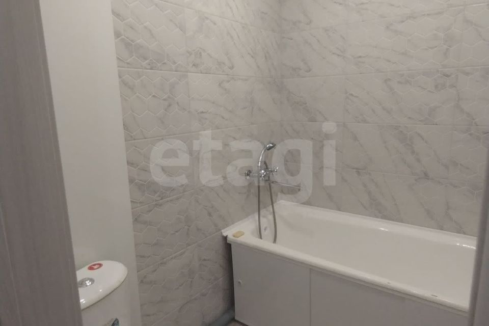 Продаётся 2-комнатная квартира, 43.4 м²