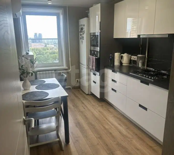 Продаётся 1-комнатная квартира, 40 м²