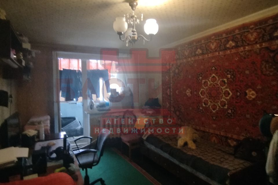 Продаётся 4-комнатная квартира, 82.5 м²