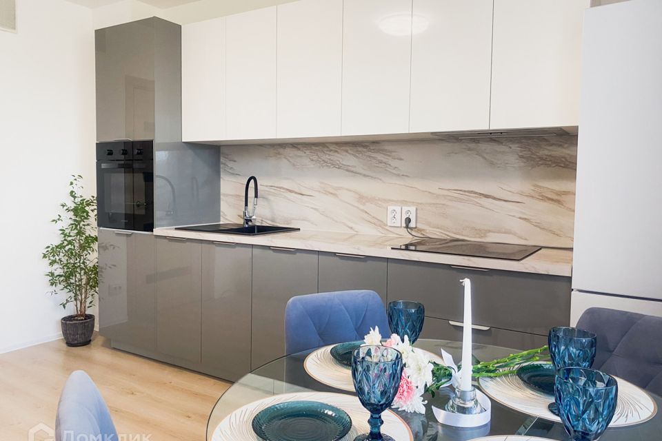 Продаётся 1-комнатная квартира, 37.9 м²
