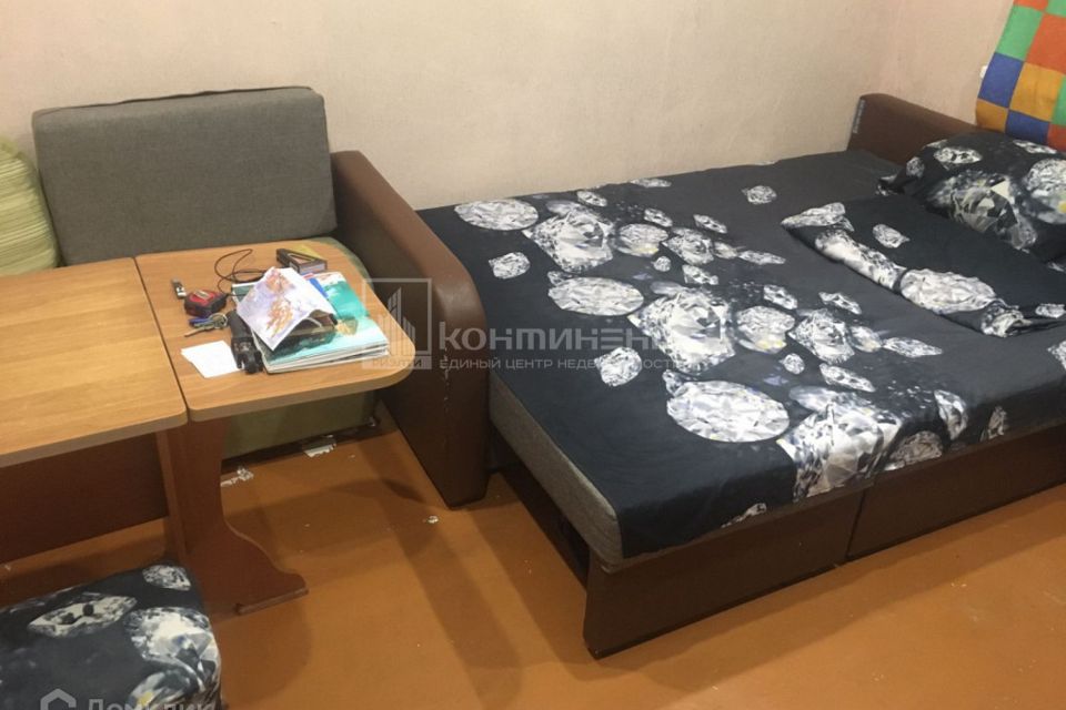 Продаётся комната в 8-комн. квартире, 12 м²