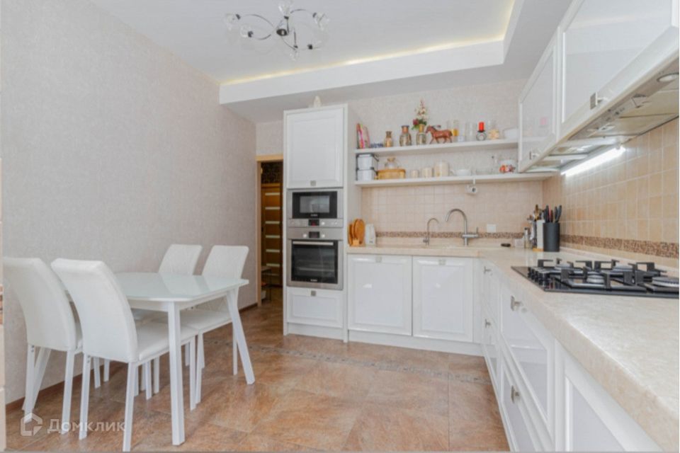 Продаётся 2-комнатная квартира, 66 м²