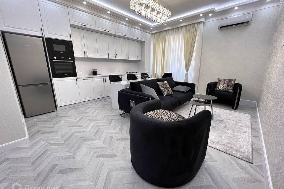 Продаётся 2-комнатная квартира, 62 м²