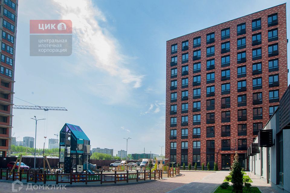 Продаётся 1-комнатная квартира, 37.2 м²