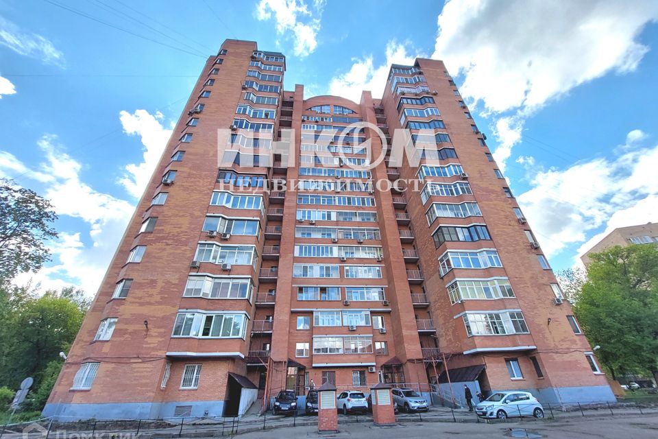 Продаётся 5-комнатная квартира, 187.1 м²