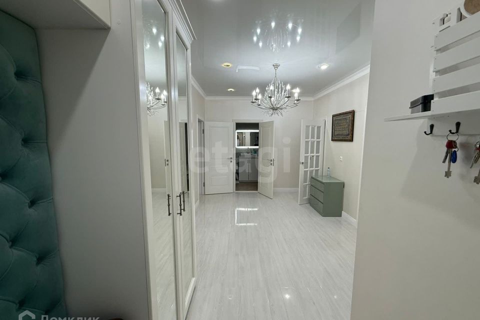 Продаётся 3-комнатная квартира, 120 м²