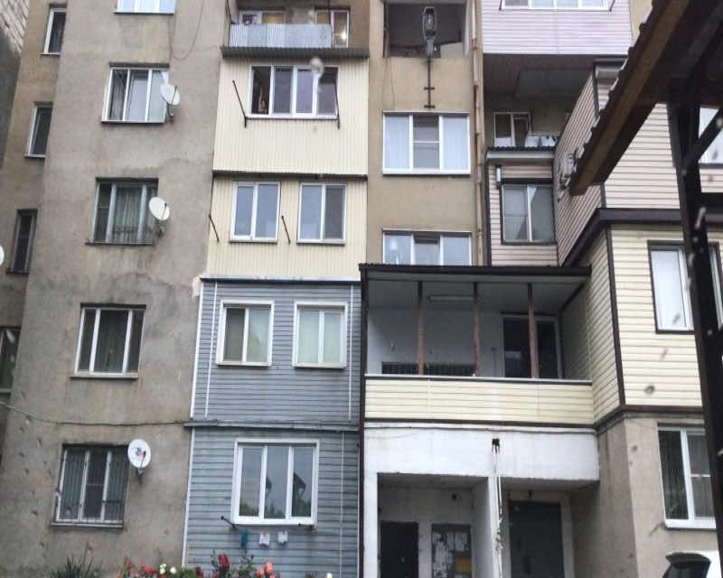 Продаётся 3-комнатная квартира, 144.8 м²