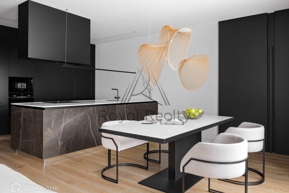 Сдаётся 2-комнатная квартира, 74 м²