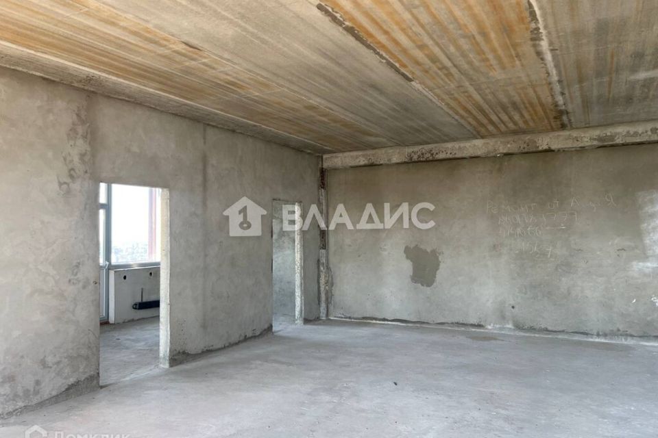 Продаётся 3-комнатная квартира, 113 м²
