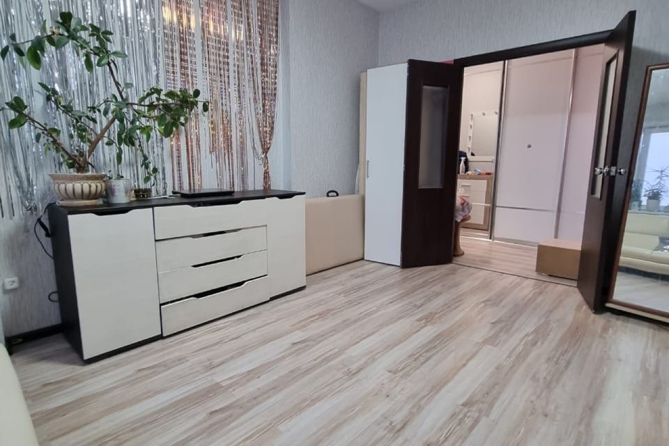 Продаётся 3-комнатная квартира, 62.7 м²