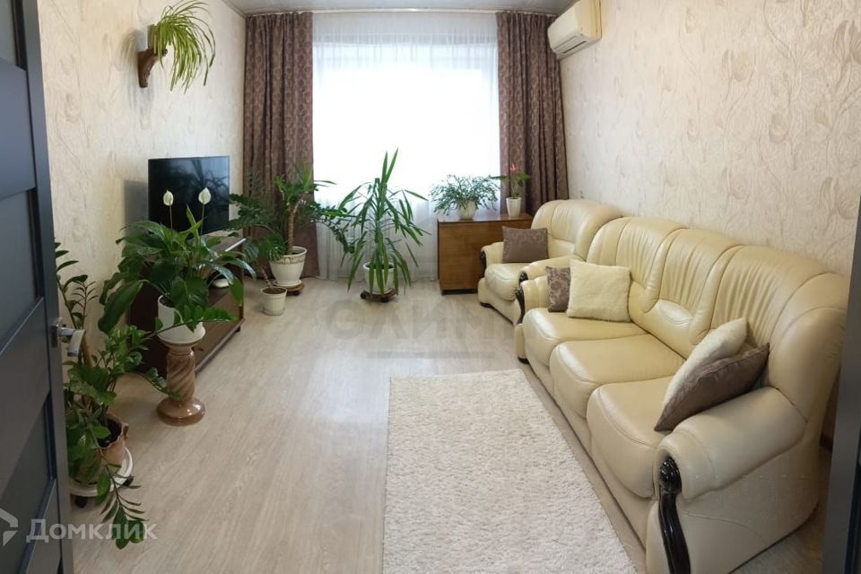 Продаётся 3-комнатная квартира, 64.3 м²