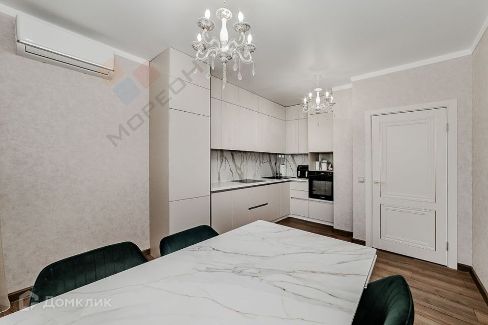 Продаётся 3-комнатная квартира, 68.3 м²