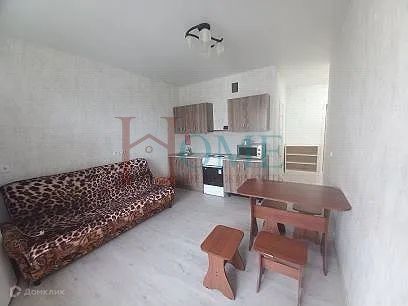 Сдаётся 1-комнатная квартира, 40 м²