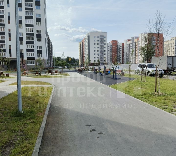 Продаётся 2-комнатная квартира, 58 м²