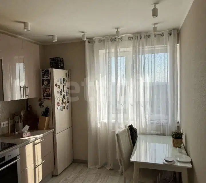 Продаётся 2-комнатная квартира, 57.6 м²