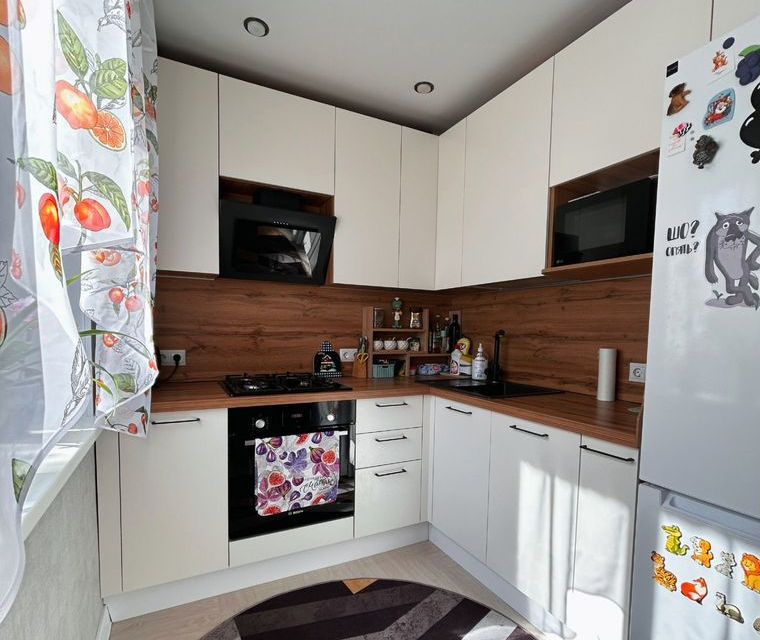 Продаётся 3-комнатная квартира, 58.7 м²