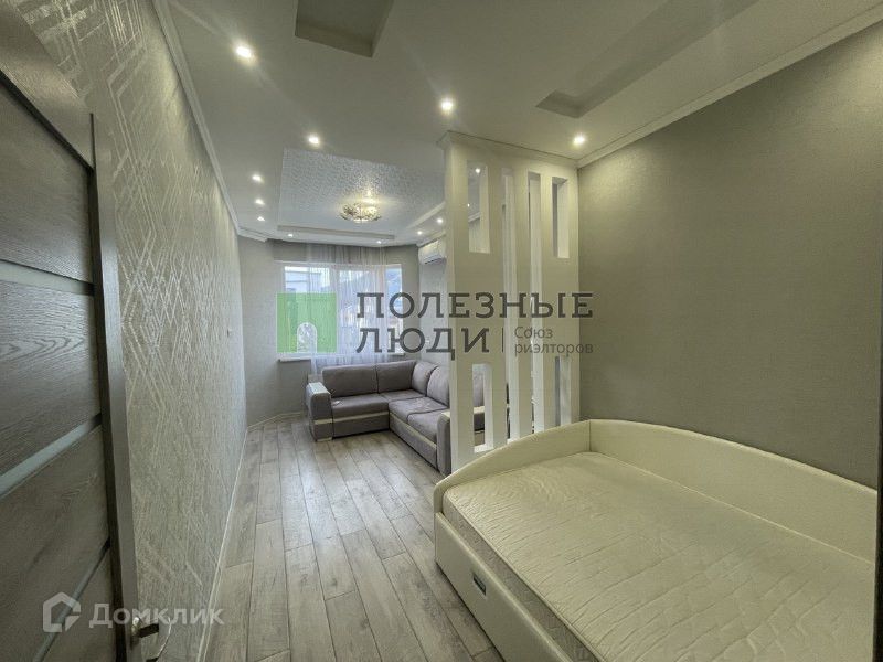 Продаётся 1-комнатная квартира, 49.2 м²