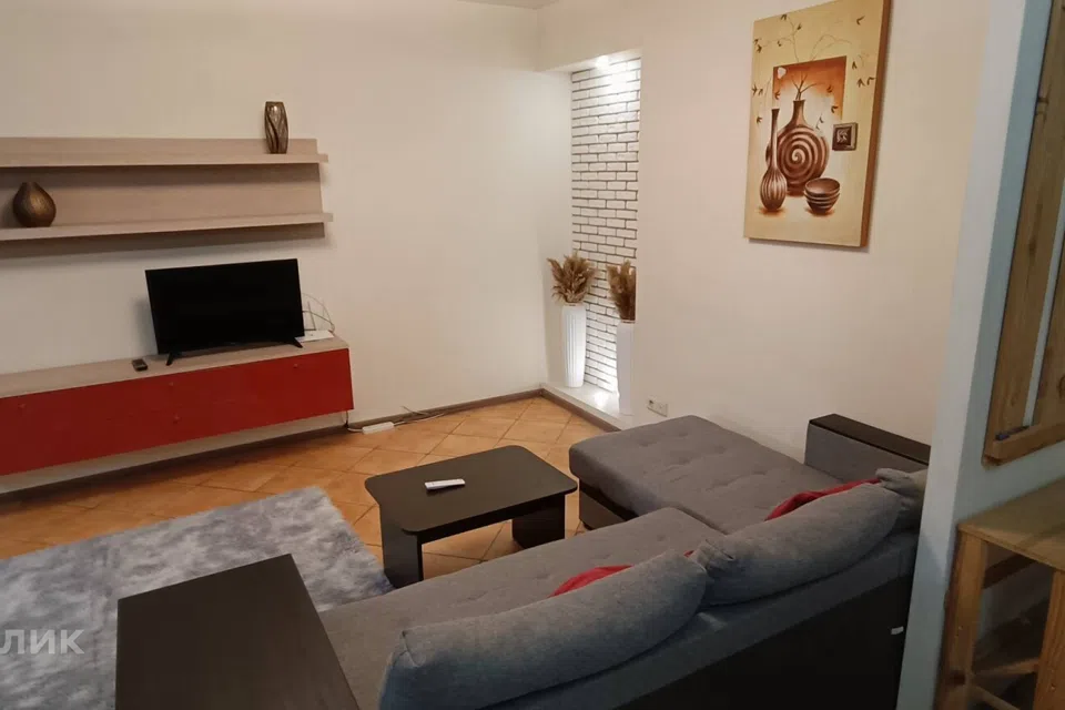 Сдаётся 3-комнатная квартира, 56 м²