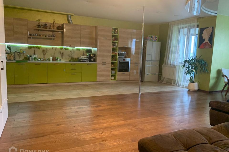 Продаётся 3-комнатная квартира, 92.6 м²