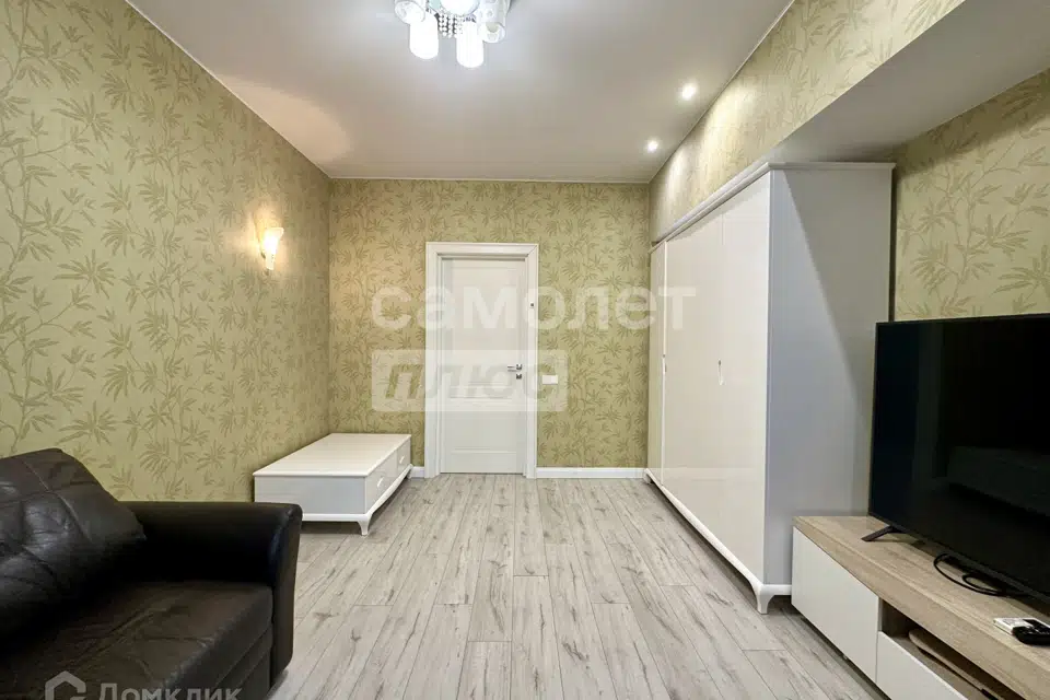 Продаётся 1-комнатная квартира, 38 м²