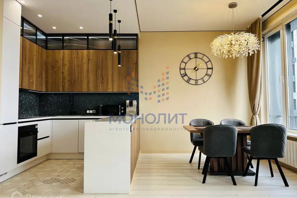 Продаётся 2-комнатная квартира, 70.3 м²