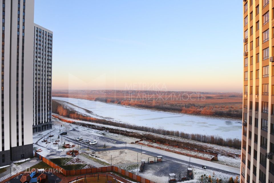 Продаётся 2-комнатная квартира, 60.8 м²