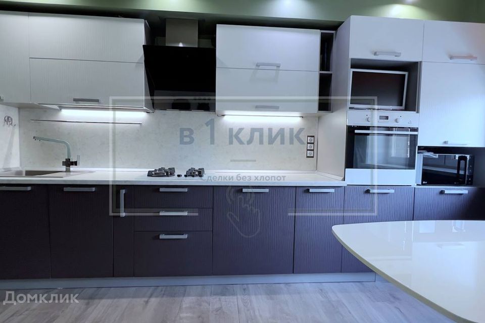 Продаётся 2-комнатная квартира, 61 м²