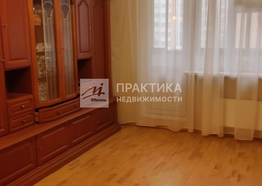 Продаётся 1-комнатная квартира, 37.2 м²