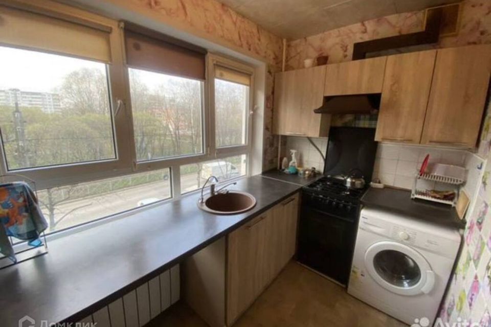 Продаётся 4-комнатная квартира, 83 м²
