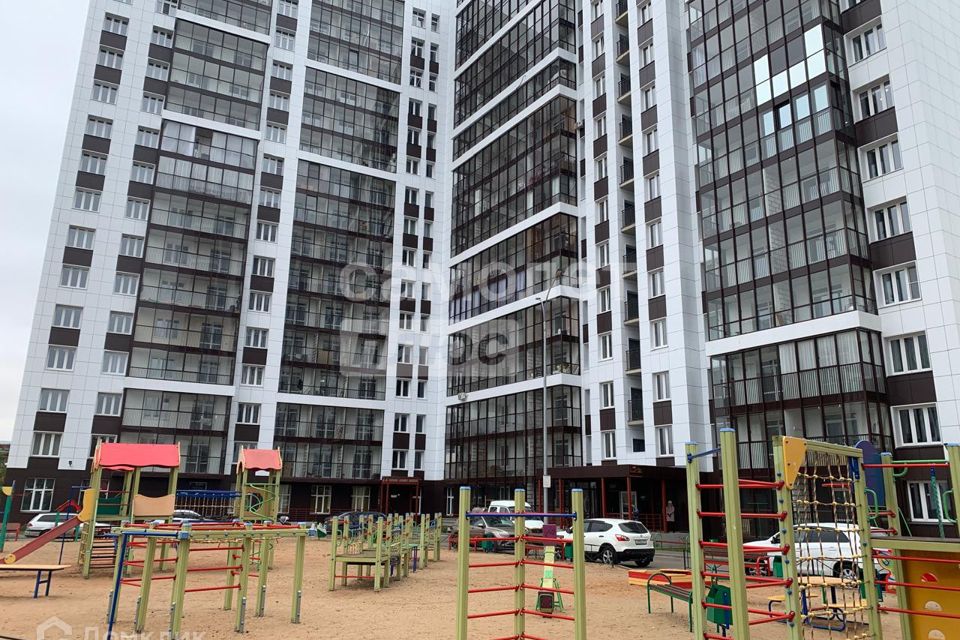 Продаётся 3-комнатная квартира, 82.2 м²