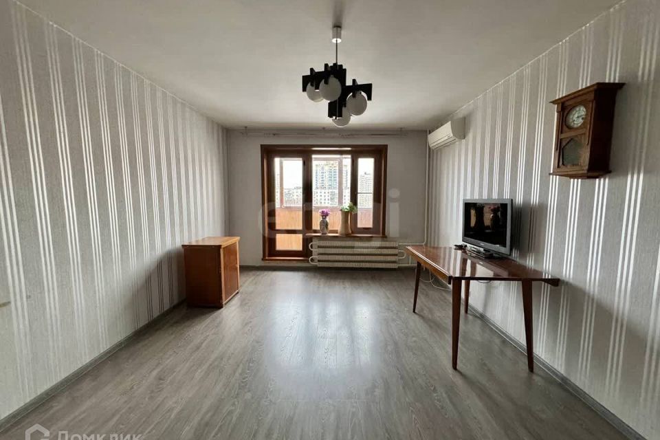 Продаётся 1-комнатная квартира, 35.7 м²