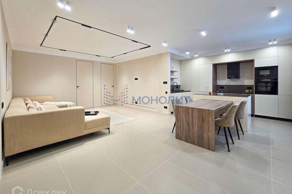 Продаётся 3-комнатная квартира, 125 м²