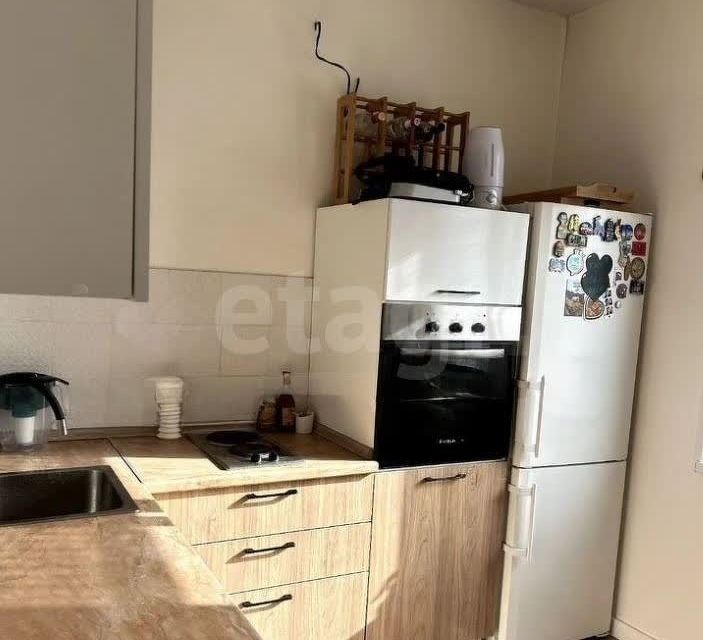Продаётся 1-комнатная квартира, 33 м²