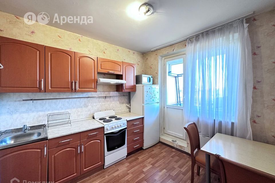 Сдаётся 1-комнатная квартира, 38 м²