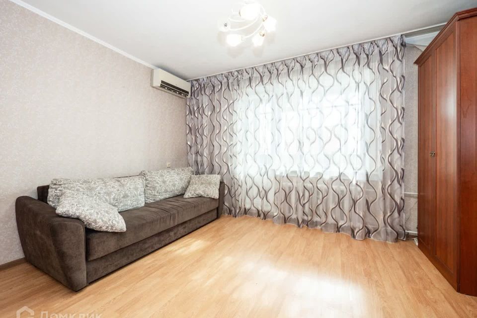 Сдаётся 2-комнатная квартира, 52 м²