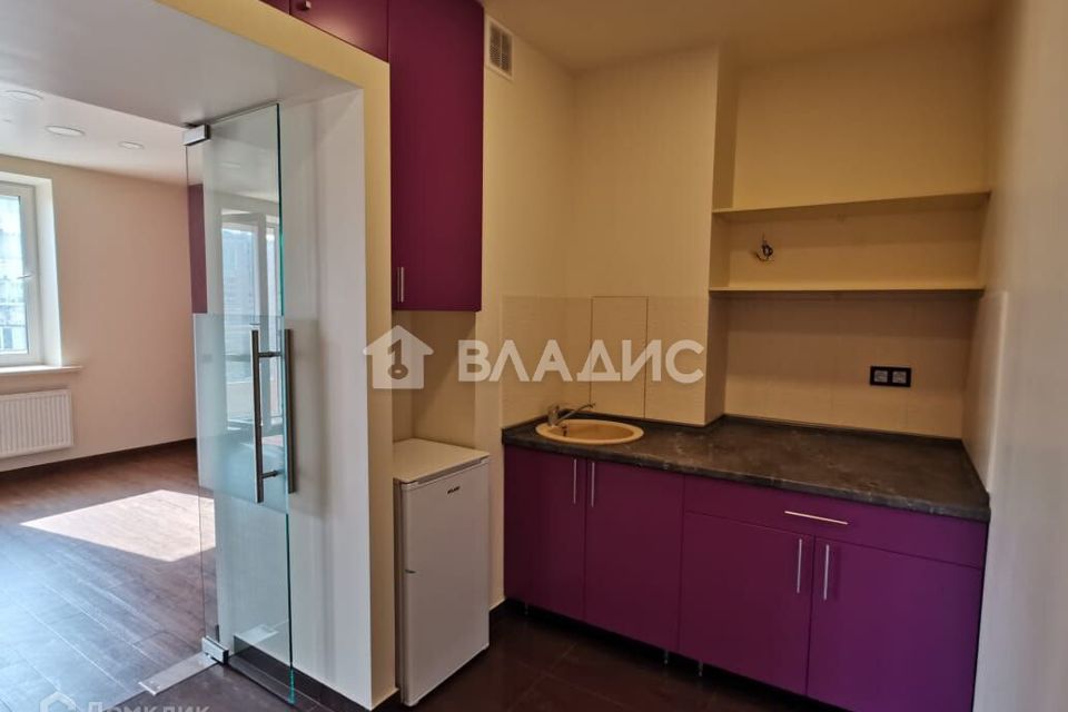 Продаётся 2-комнатная квартира, 61.8 м²
