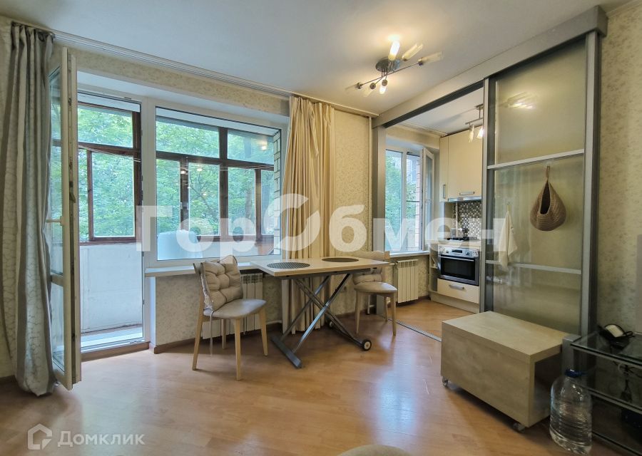 Сдаётся 1-комнатная квартира, 35 м²
