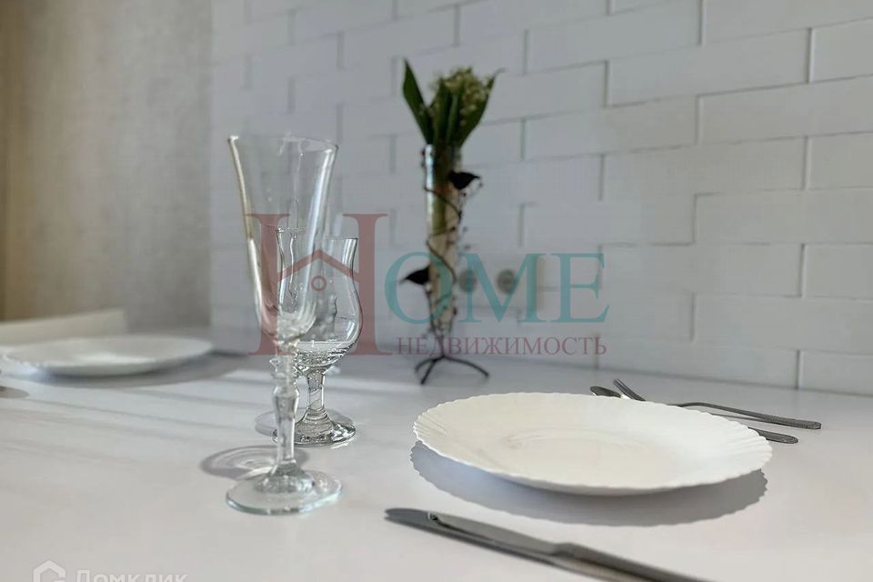 Сдаётся 1-комнатная квартира, 42 м²