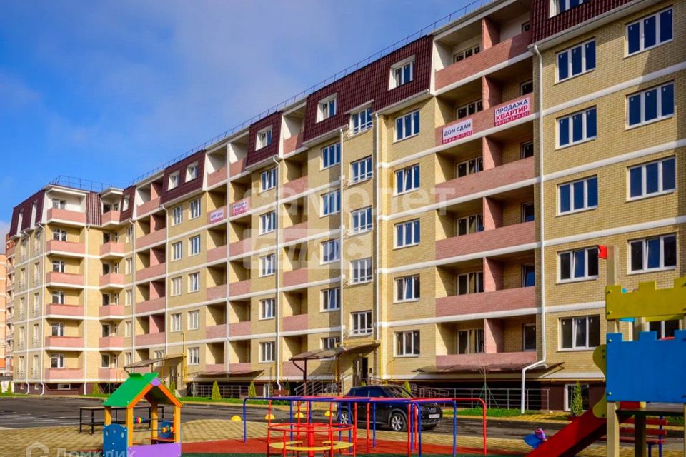 Продаётся 2-комнатная квартира, 65.7 м²