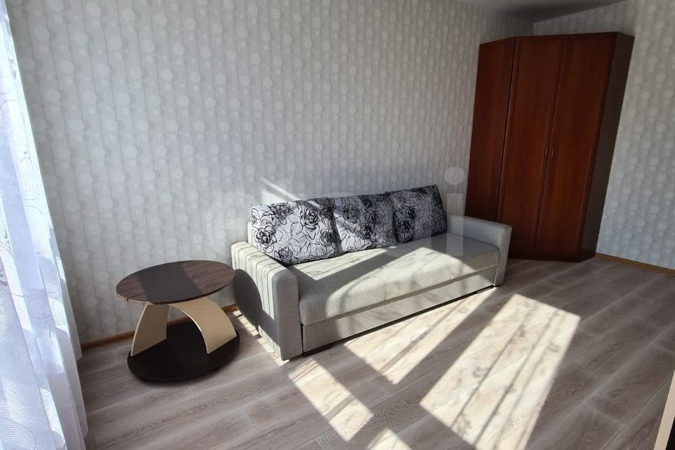 Продаётся 2-комнатная квартира, 61.7 м²