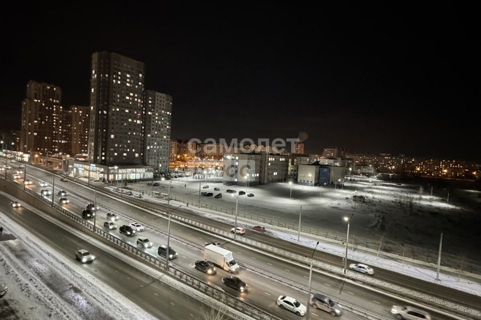 Продаётся 1-комнатная квартира, 55.6 м²