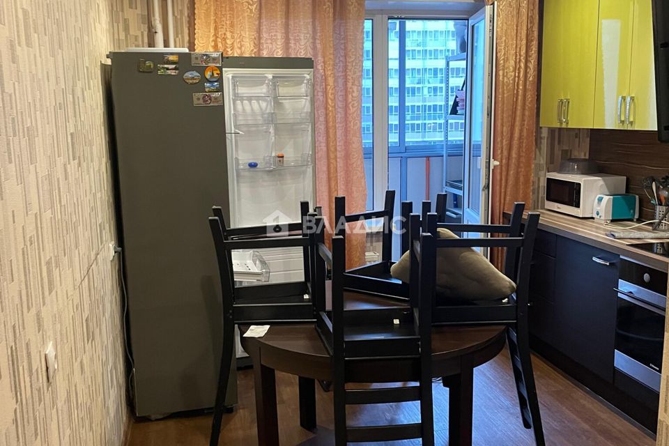 Продаётся 2-комнатная квартира, 60.5 м²