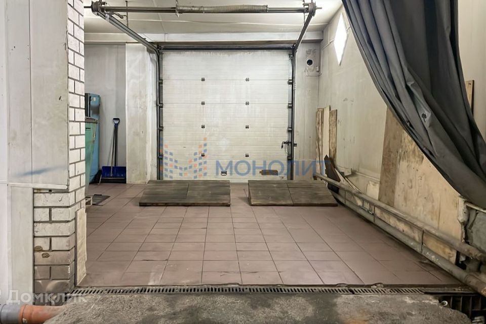 Продаётся машиноместо, 160 м²