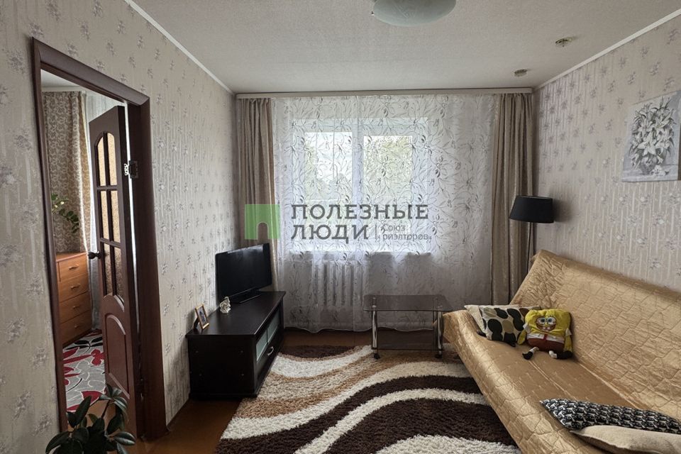 Продаётся 3-комнатная квартира, 48 м²