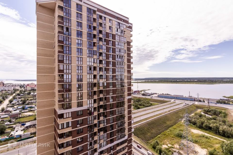 Продаётся 2-комнатная квартира, 69.8 м²