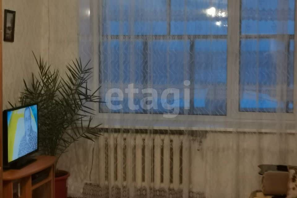 Продаётся 3-комнатная квартира, 57.3 м²